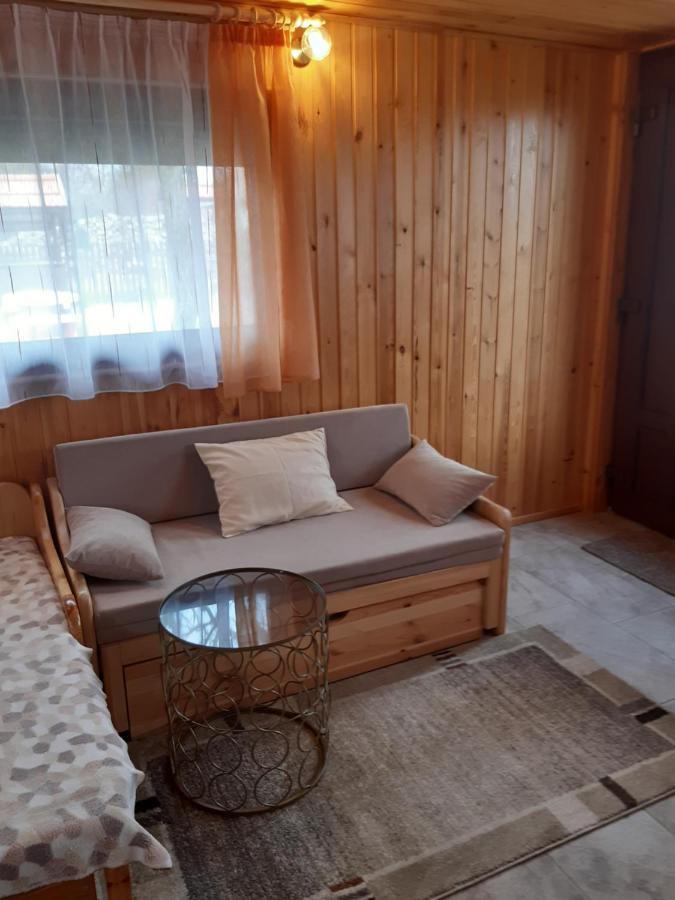 Matyas Apartman Tard Ngoại thất bức ảnh